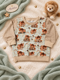 Lias Baby-Pullover aus Jersey, handgenähte
